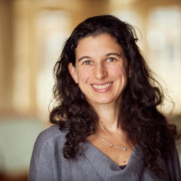 Lucie cluver july 2020 lucie cluver july 2020